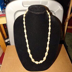 Vintage Cream Faux Pearl Teardrop Bead Necklace With Ornate Silver Tone Clasp 20